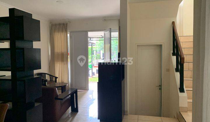 Rumah 2 Lantai Siap Huni, Sudah Termasuk Furnished Dan Fasilitas Rumah Yang Memadai  2