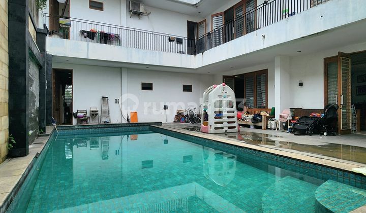 Dijual Rumah di Menteng. Prime Loc Jalan Lebar. 1005M Rp 70Jt/M 2