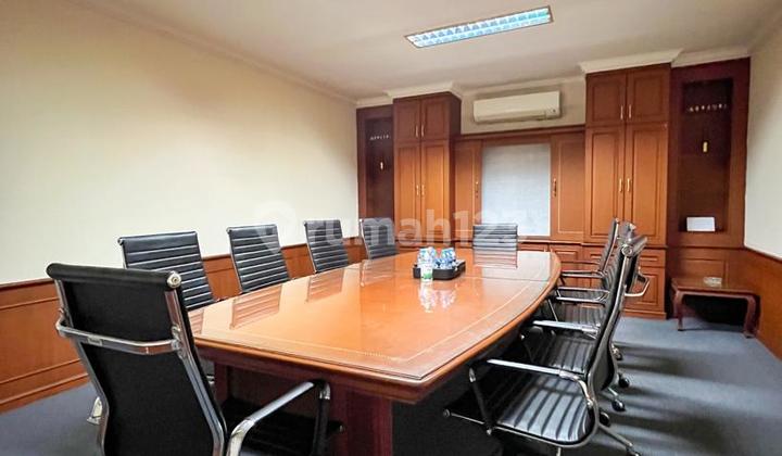 HARGA MURAH GEDUNG DI AREA SENOPATI LT 386m2 3LANTAI SIAP PAKAI Rp 25M