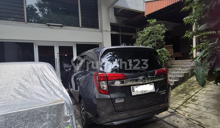 For Sale Old House in Tirtayasa Area, Jalan Lefa.com near Senopati and Ptik. Area 343M Rp 23.5 M Negotiable