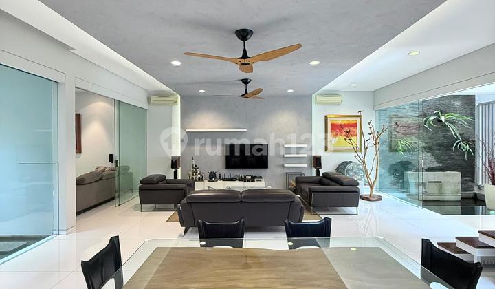 For Sale Modern Lux House in Kebayoran Baru Complex, Land Area 240m2, IDR 16 Billion Negotiable