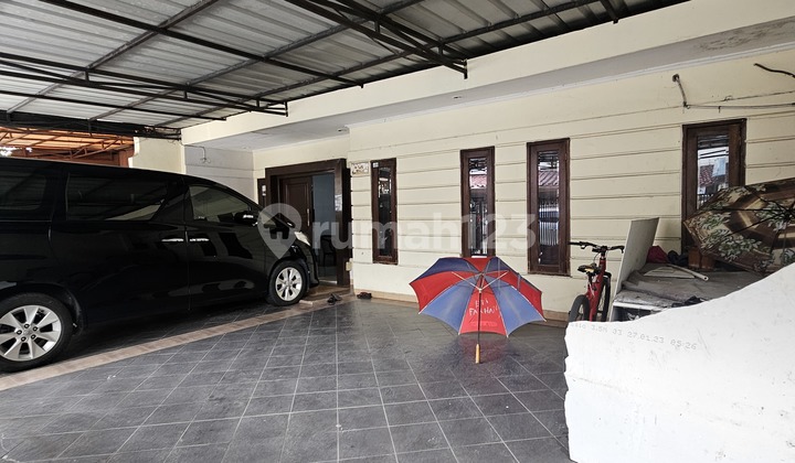 Dijual Murah Rumah Tua Di Bendungan Hilir (jalan Danau) Luas 188m Jalan Lebar Rp.37jt/m2
