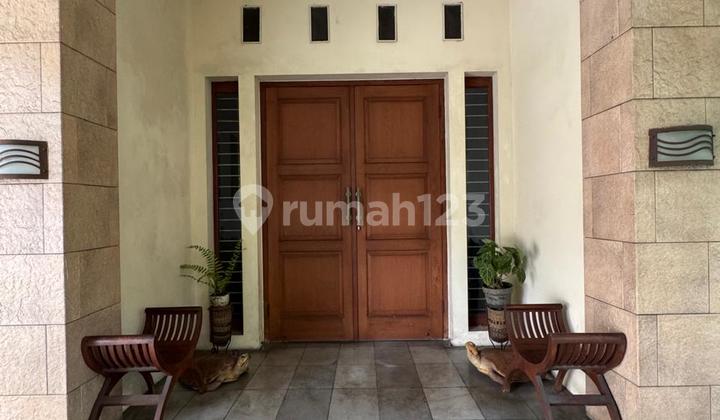 Dijual Murah Rumah di Jl Erlangga - Kelurahan Selong, Kebayoran Baru. Lokasi Terbaik. Luas 325M Hanya Rp 26.5 M 1