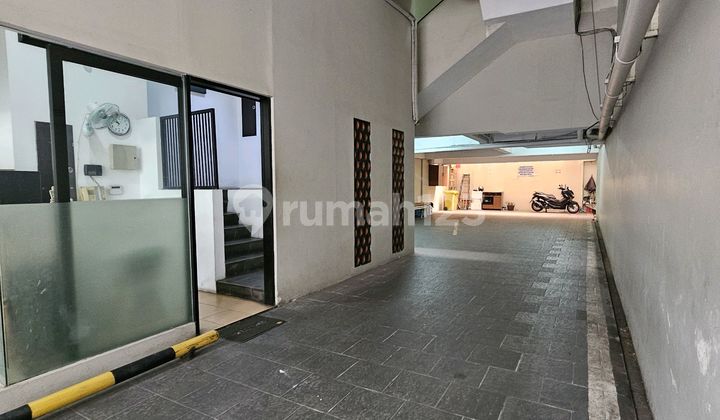 Dijual Kost An Mewah Di Prime Area Kebayoran Baru. Jalan Lebar Dan Sangat Tenang