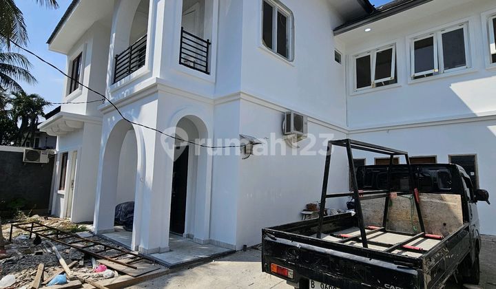 For Sale Brand New Renovated House in Kemang, Near Kemang Dalam, Land Area 467m² Only IDR 13.5 Billion