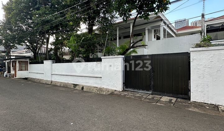 Kebayoran Baru Inside Complex Area 703m2 Only IDR 39.8 million/m2