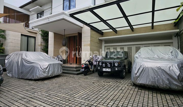 For Sale: Relatively New Bali-Style Luxurious House in North Cipete, Kebayoran Baru. Area 1350M Price Rp.40 Billion