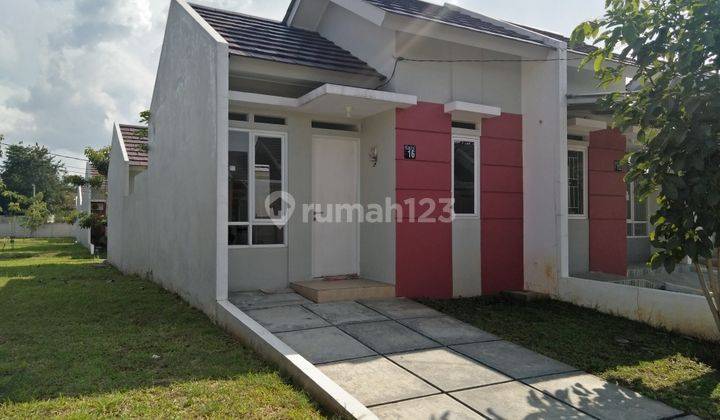 Rumah Selangkah Ke Stasiun 1