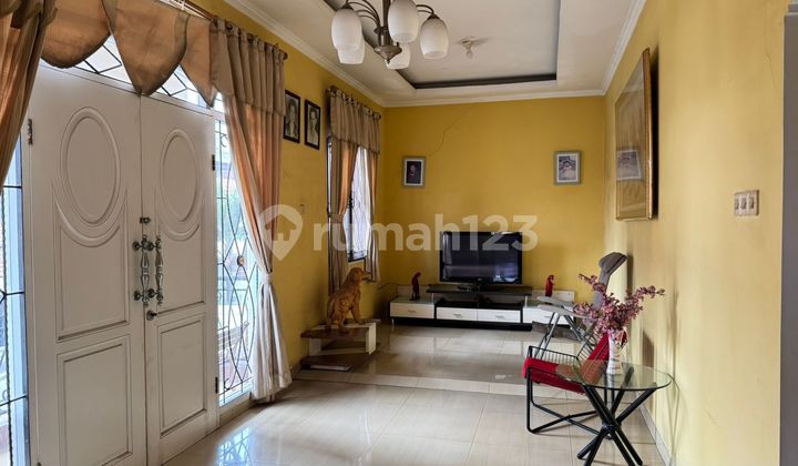 Rumah Semi Furnished Metro Permata, Jakarta Barat