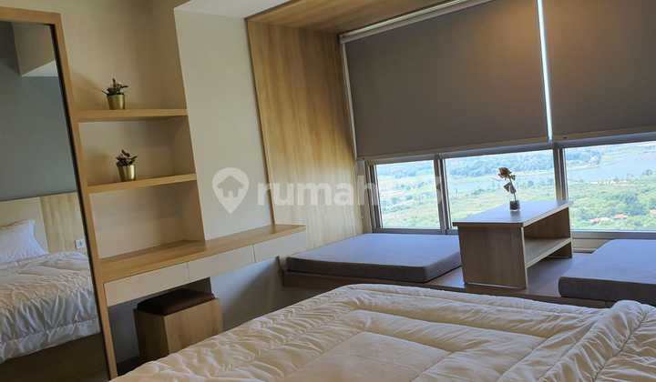 Orange County Apartment