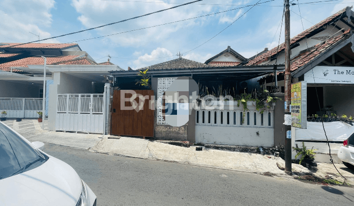 Rumah Selangkah dari Alun Alun Kota Batu 1