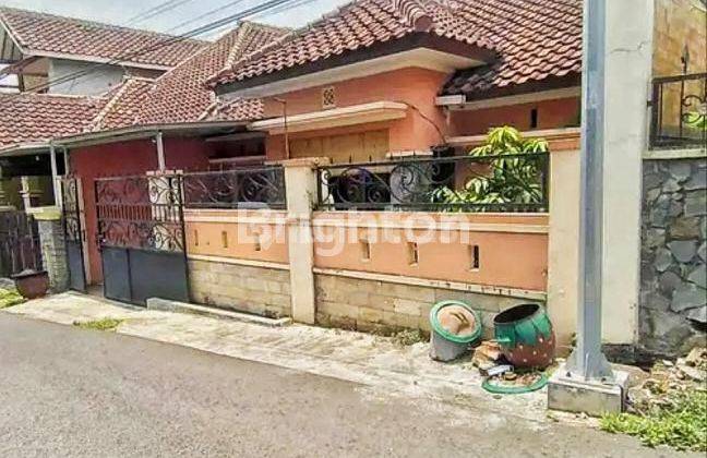 RUMAH CANTIK SIAP HUNI MURAH JUNREJO 1