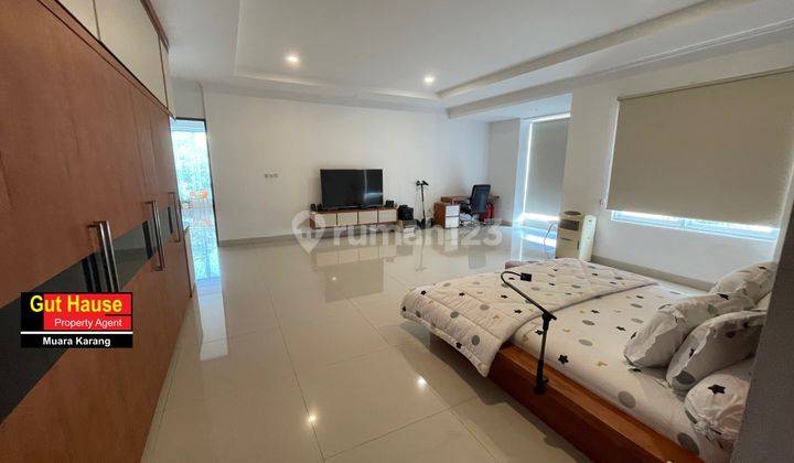  Rumah di Jalan Akasia Golf , Pantai Indah Kapuk Lt.518m2  2