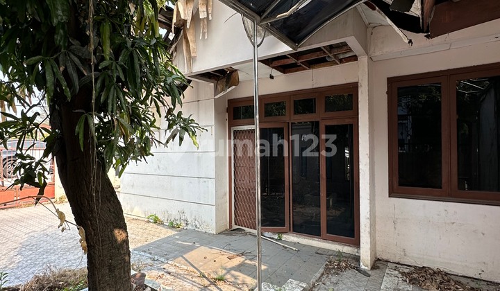 Old House in Puspa Gading 1, Klp Gading, North Jakarta, Kelapa Gading 2