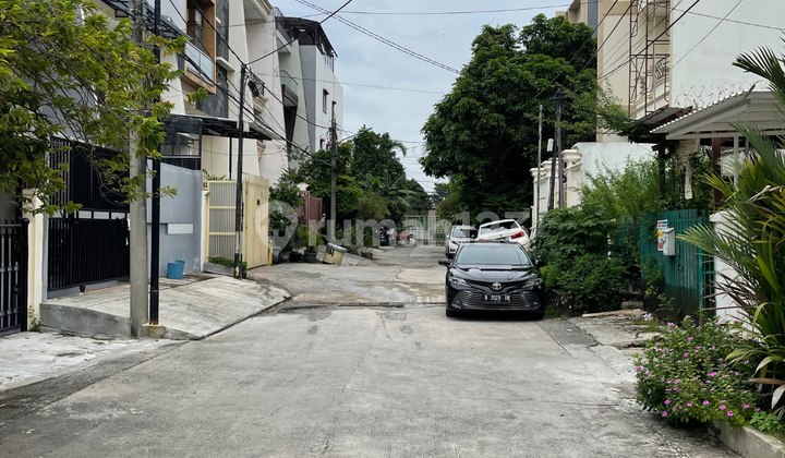 Rumah Bagus Shm Muara Karang Lt160m2/ 3 Lantai 2