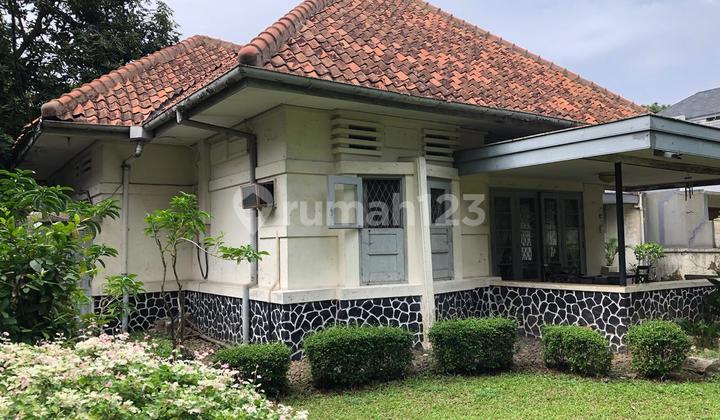 House for Quick Sale SHM Situbondo Street Menteng