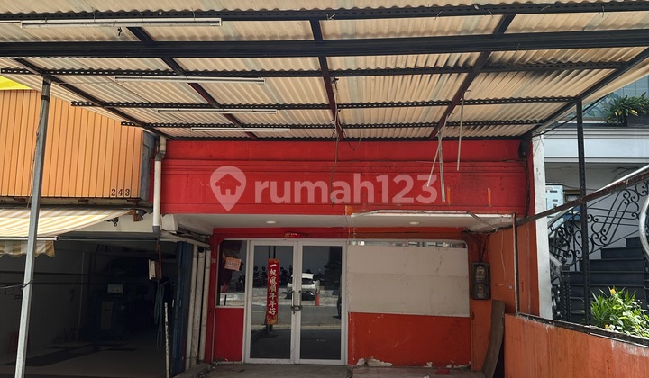 Ruko, di Muara Karang Raya Jual Cepat Startegis