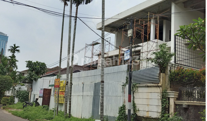 Bisa KPR, 3 Lantai, SHM di Pondok Indah,