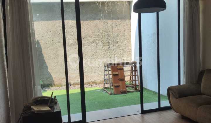Rumah di Pomentia Residence Jagakarsa