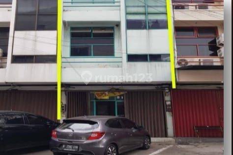 Ruko 2,5 Lantai di Kompleks Perkantoran Buncit Mas Jakarta Selatan  1