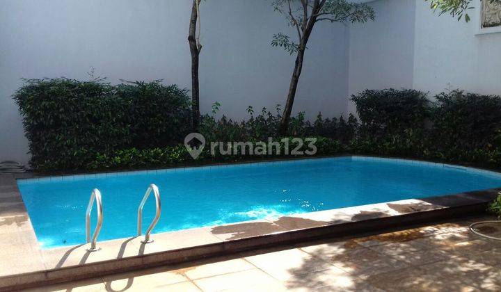 Rumah Mewah Semi Furnished 2 Lantai di Pondok Indah Jakarta Selatan 2