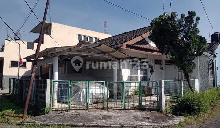 Rumah Luas di Taman Pondok Cabe Rumah Luas di Taman Pondok Cabe