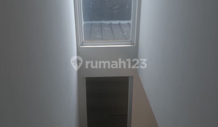 Rumah 2 Lantai Luas 60M Siap Huni di Serpong Jaya 2
