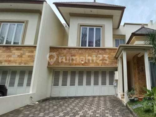 Rumah Mewah di Pejaten Jakarta Selatan Ada Swimming Pool 1
