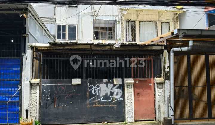 Ruko 3,5 Lantai Dekat Dengan Pasar Tn Abang Lokasi Strategis