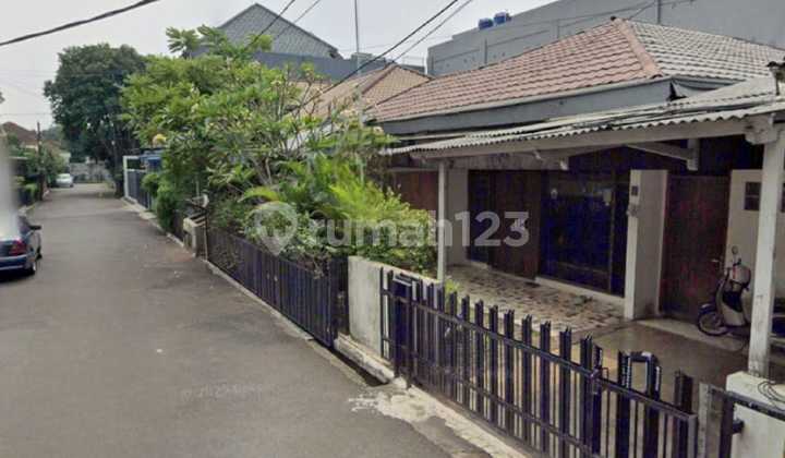 Rumah Luas 298M di Kebayoran Baru Jakarta Selatan