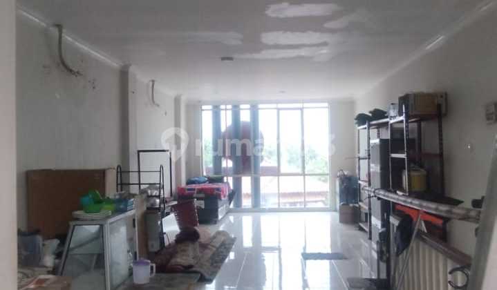 Shop House in Sawah Lama Ciputat Suitable for Business 2