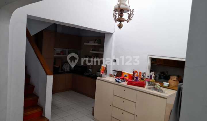 Rumah Luas 220M Palmerah Jakarta Barat