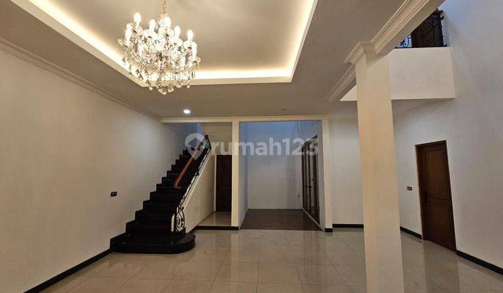 Rumah baru di Pondok Indah Jakarta Selatan 2