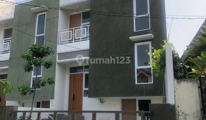 Rumah Baru Semi Furnished 3 Lantai di Sek 5 Bintaro Jaya, Bintaro,mel 1