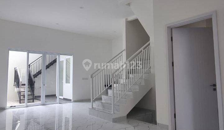 Rumah Baru 2 lantai Minimalis Modern di Kencana BSD 2