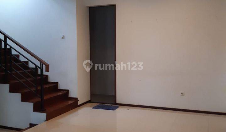 Disewakan Rumah Bagus 2 Lantai Di Discovery Bintaro 2