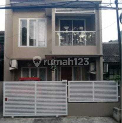 Rumah 2 Lantai Atap Sudah Baja Ringan Lantai Granit di Bintaro Sek 4, sus + fais 1