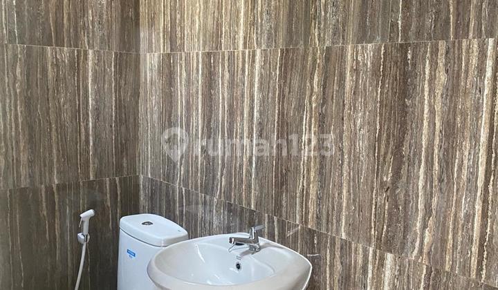 New Furnished House for Rent 65 Million in Graha Raya Bintaro #wty# 2