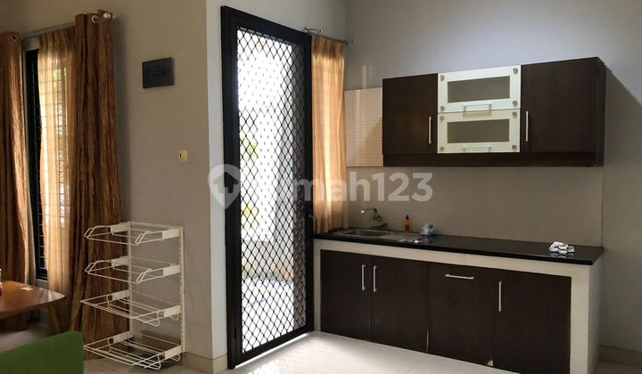 Sewa Rumah Bagus Belakang Binplaz di Bintaro Tangerang Selatan 2