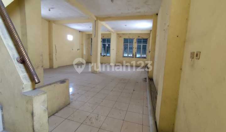 Hot Listing! Parung Raya Shop House - Land Area 312 m² / Building Area 596 m², Freehold Title, Negotiable Price, Down Payment + Installment + Cash 1