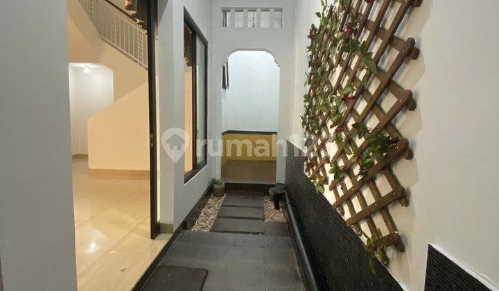 Rummah bisa untuk Usaha Pinggir Jalan Utama di Nusaloka Bsd 2