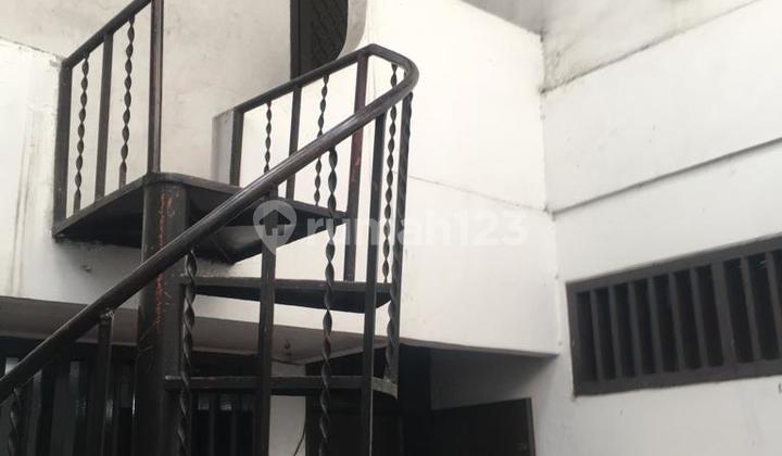 RUMAH CEMPAKA PUTIH TENGAH DKT KAWASAN KULINER HARGA TERJANGKAU  2