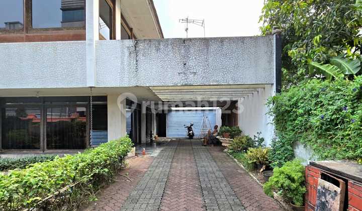 Rumah Butuh Renovasi Total Unfurnished Cikini, Jakarta Pusat