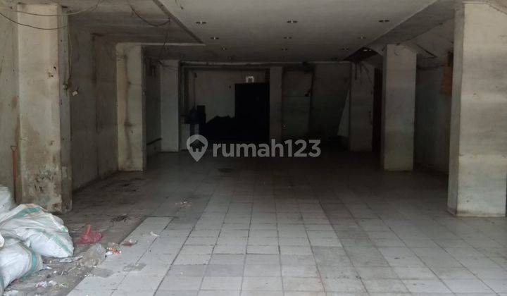 Ruko 3 lantai butuh renovasi di kampung bali lokasi dekat pusat perdagangan tanah abang 2