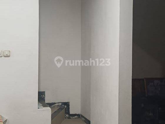 Rumah 2 Lantai Cluster di Pasar Rebo Hanya 100 Meter Dari Jalan Raya 2