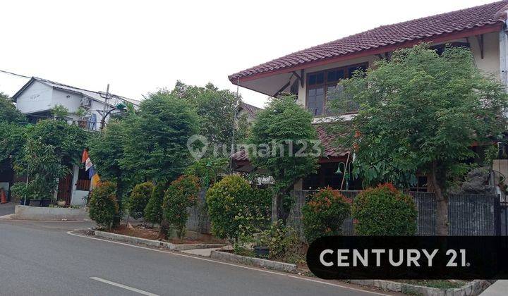 Rumah 2 Lantai di Pulomas Area Perumahan Akses Jalan 3 Mobil  1