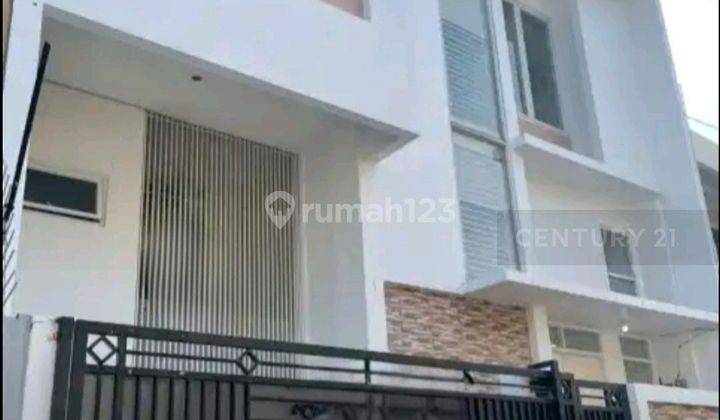 Rumah 3 Lantai di Pulo Asem One Gate Sistem Area Perumahan 1