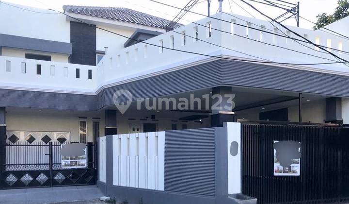 Dijual Rumah Baru 2 Lantai Dalam Komplek Jatiwaringin