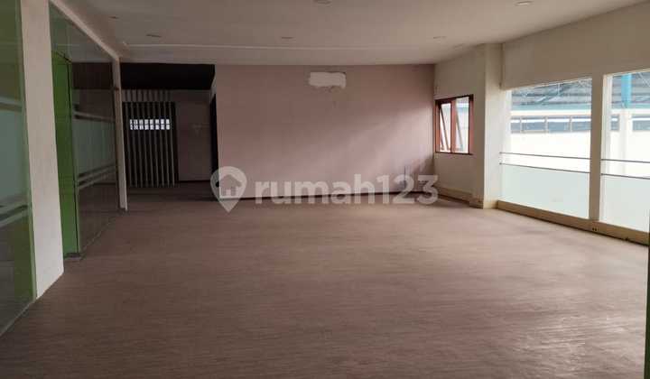 Gudang Premium 3300M² Jakarta Timur - Akses Tol Dalam Kota & Jagorawi (Siap Pakai)