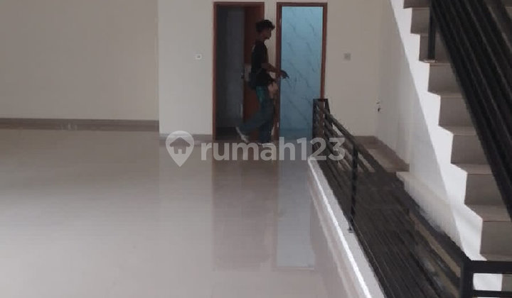For Rent: 3.5-Story Shophouse in Kuningan CBD, South Jakarta